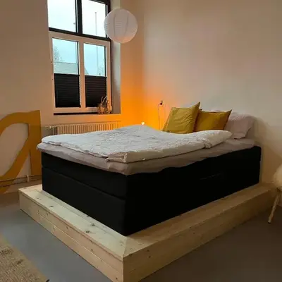 Room 9 -Hawkraft kulturhotel