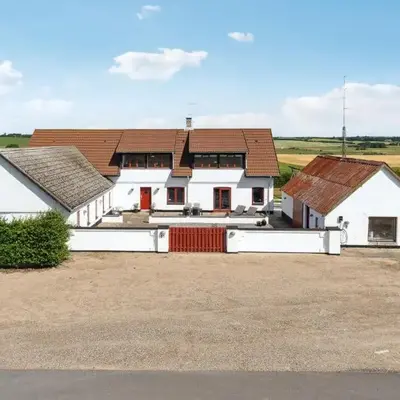 Beautiful Home In Farsø With Kitchen