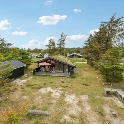 Awesome Home In Saltum With Wifi