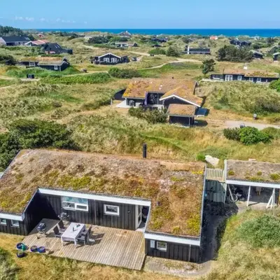 Holiday Home Hrefna - 500m from the sea by Interhome