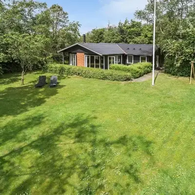 3 Bedroom Pet Friendly Home In Højslev