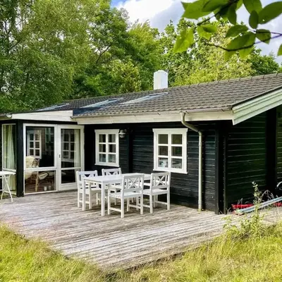 5 person holiday home in Vesløs-By Traum