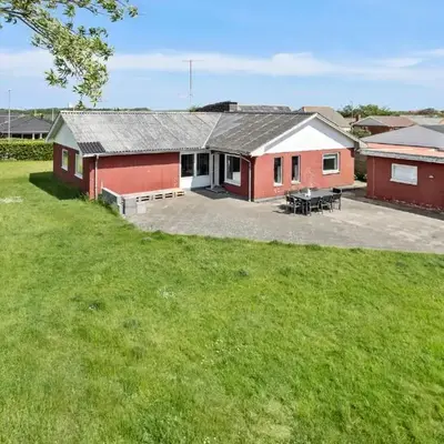 Lovely Home In Vestervig With Kitchen