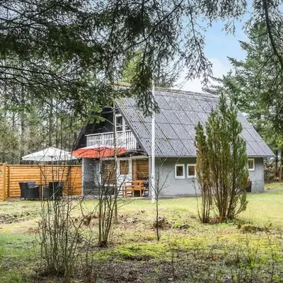 2 Bedroom Gorgeous Home In Saltum