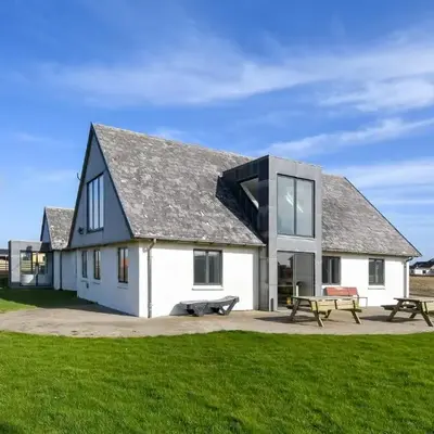 Pool house with beautiful view by the sea - SJ650