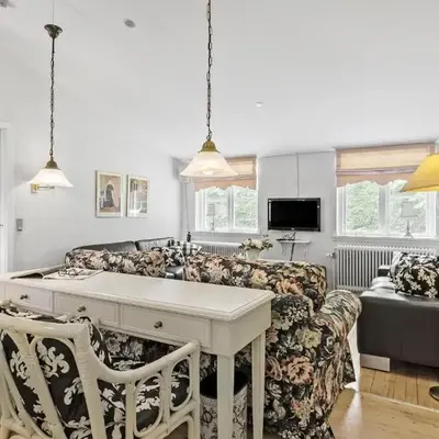 Hus 1