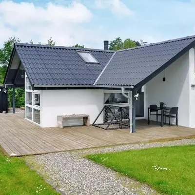6 person holiday home in Struer-By Traum