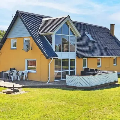 10 person holiday home in Vinderup-By Traum