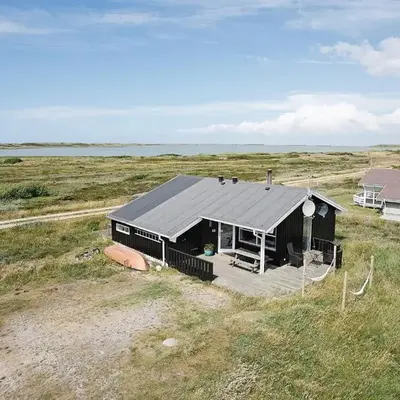 6 person holiday home in Lemvig-By Traum