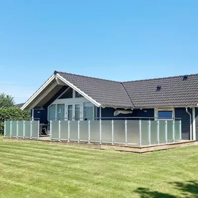 6 person holiday home in Vinderup-By Traum