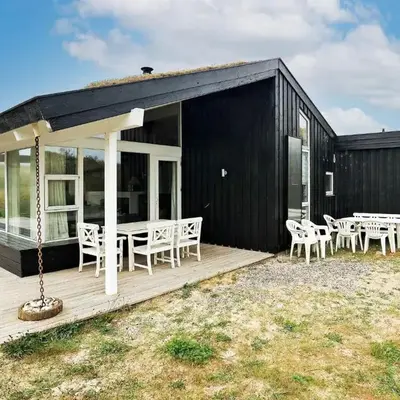 8 person holiday home in Pandrup-By Traum
