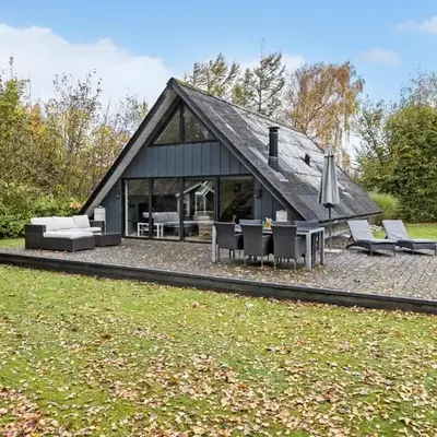 3 Bedroom Lovely Home In Spøttrup