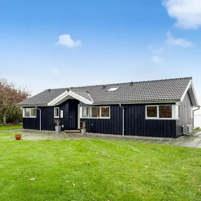Holiday Home Næwe - 10m to the fjord by Interhome