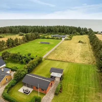Lovely Holiday Home