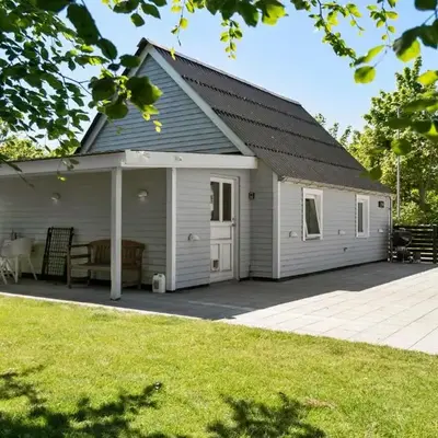 Stunning Home In Vemb With Wifi