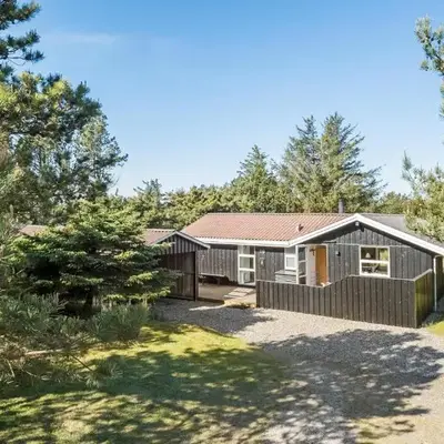 Stunning Home In Saltum With Wifi