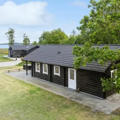 3 Bedroom Cozy Home In Højslev