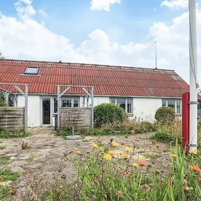 6 person holiday home in Vestervig
