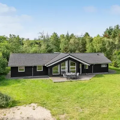 4 Bedroom Stunning Home In Fjerritslev