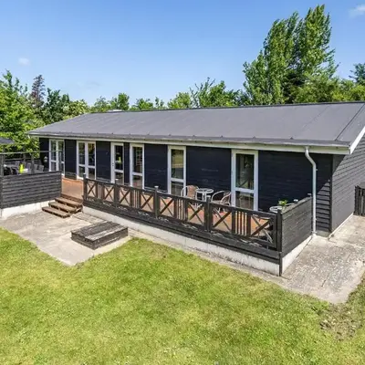 Awesome Home In Løgstør With Wifi