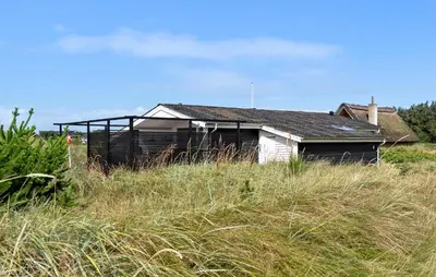 an old house sitting on top of a hill at Pet Friendly Home In Vestervig With Wifi in Vestervig