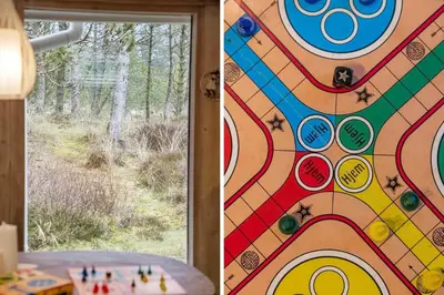 two pictures of a window with a game on it at 873-Thisted-Blamunkevej-67 in Thisted