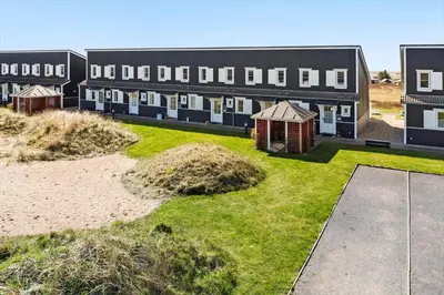 a large building with a yard in front of it at 417-Vestervig-Havnevej-1-lejl-17 in Vestervig