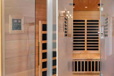 two images of a wine cellar with a glass door at LK1979-Lokken-Kringelbaekvej-42 in Løkken