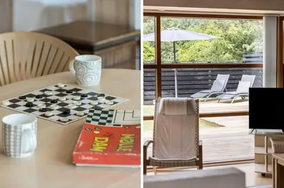 two pictures of a table with a chessboard and a chair at BL100-Blokhus-Morten-Nielsensvej-19 in Blokhus