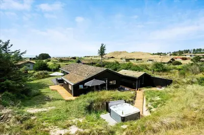 a house in the middle of a field at BL1315-Saltum-Kordalsvej-43 in Saltum