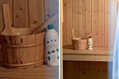 a wooden barrel with a bottle of milk and a container with chopsticks at 286-Harboore-Neerlandiavej-198 in Harboør