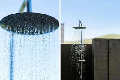 a shower with water pouring out of it at 148-Harboore-Lucievej-6-a in Harboør