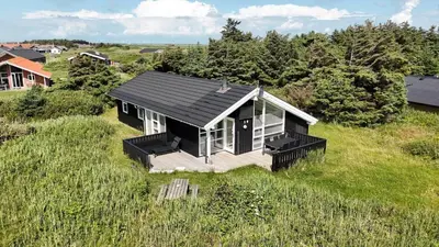 an overhead view of a small house in a field at 248-Harboore-Viktoriavej-16 in Harboør