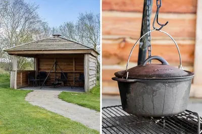 a pot on a grill next to a dog house at LF14145-Spottrup-Uglkaeret-5 in Spottrup