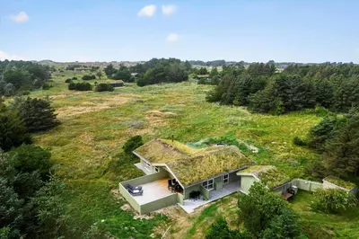 an overhead view of a house with a grass roof at LK2178-Lokken-Sarasvej-48 in Løkken