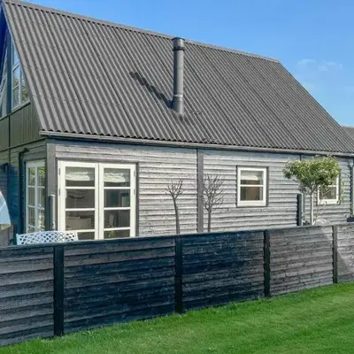 Gorgeous Home In Farsø With Wifi