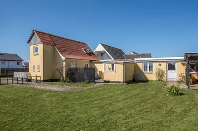 a group of houses in a yard at 730-Thyboron-Manovej-9 in Thyborøn