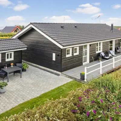 2 Bedroom Cozy Home In Roslev