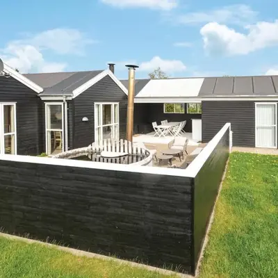Three-Bedroom Holiday Home In Fjerritslev