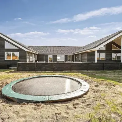 8 Bedroom Awesome Home In Thisted