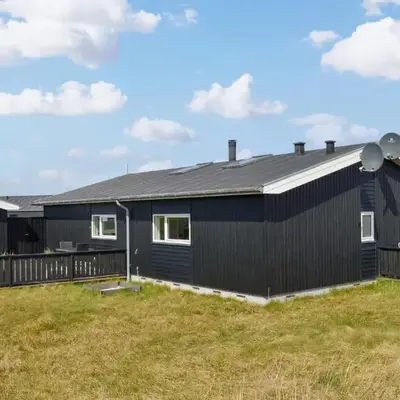 Gorgeous Home In Harboøre With Wifi