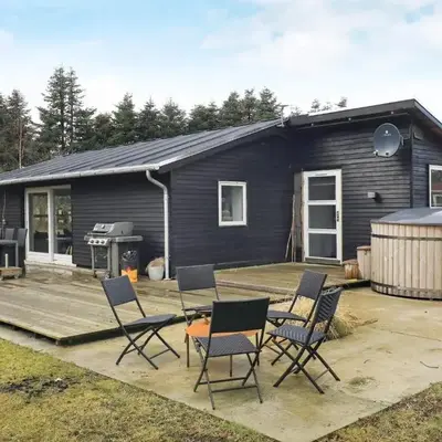 6 person holiday home in Blokhus