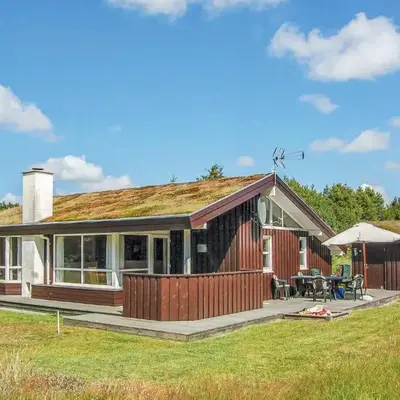 Holiday Home Sarasvej Løkken