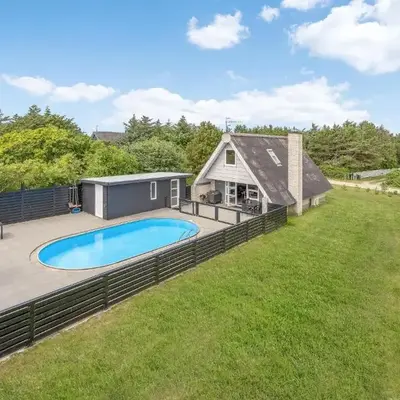Nice Home In Vestervig With Wifi