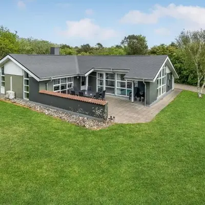 4 Bedroom Lovely Home In Vestervig