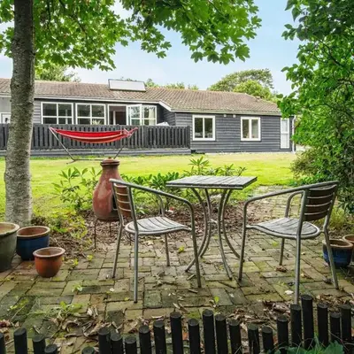 6 person holiday home in Struer-By Traum