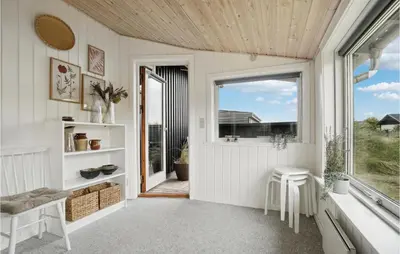 a home hallway with white walls and a wooden ceiling at Nice Home In Thisted With Kitchen in Thisted
