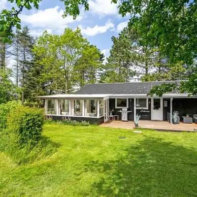 2 Bedroom Awesome Home In Farsø