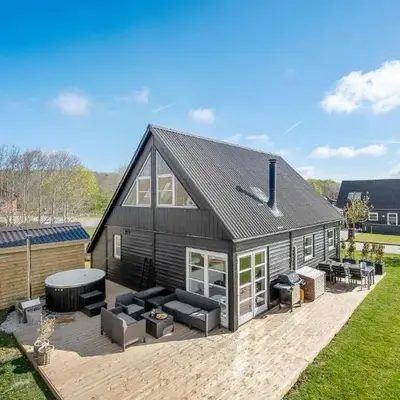 3 Bedroom Beautiful Home In Farsø