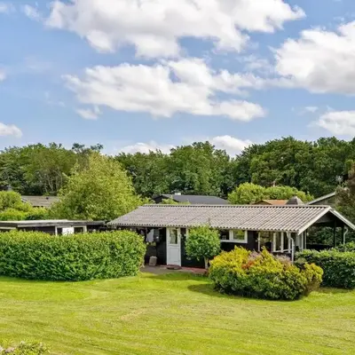 Gorgeous Home In Farsø With Kitchen